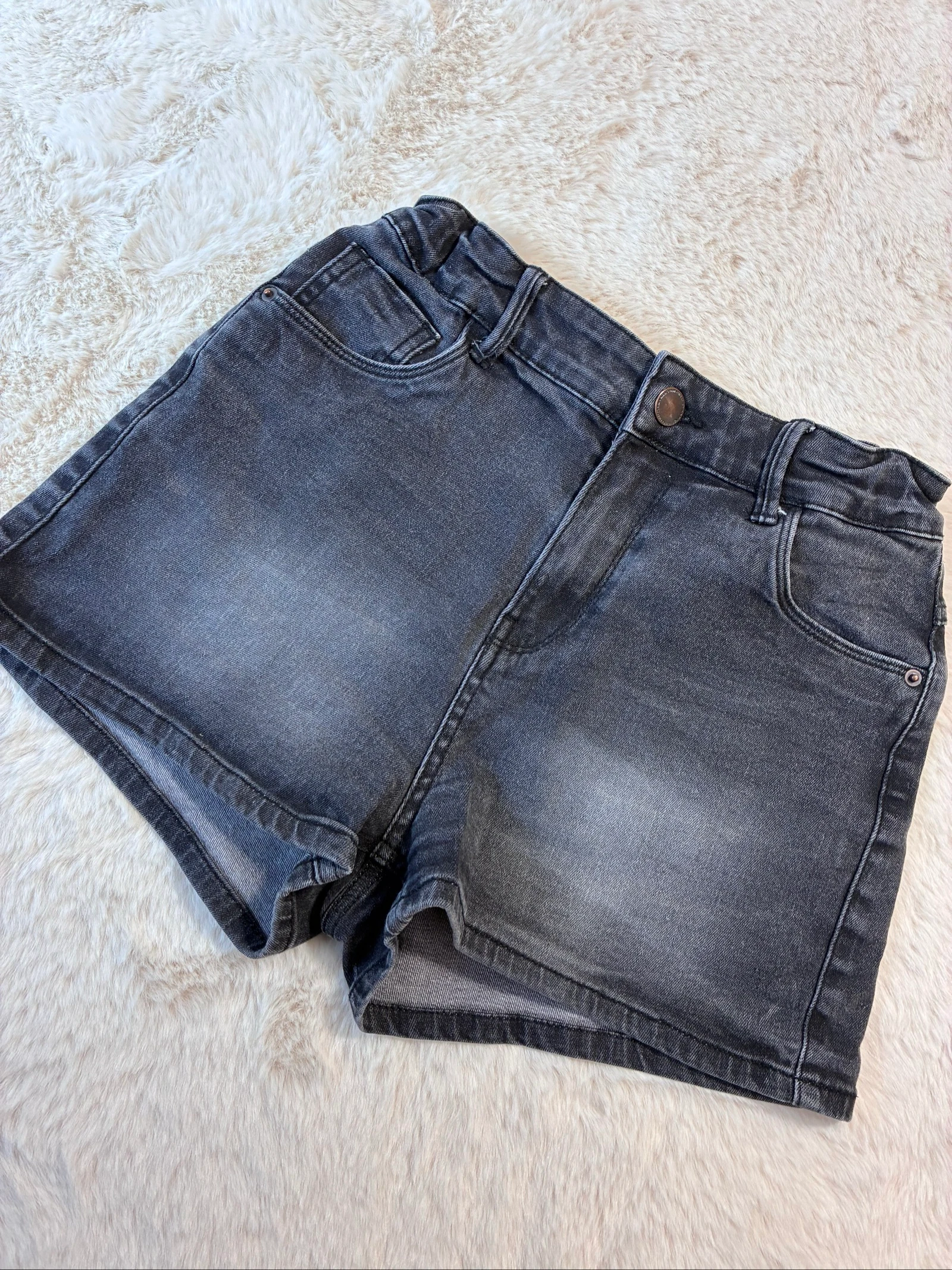 Short en Jean Gris Délavé - Kiabi (S) 16ans